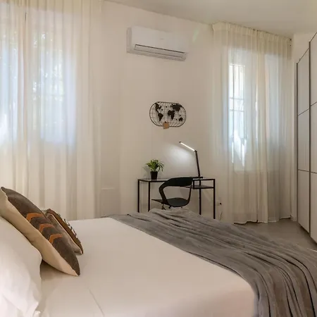 Housmart Tartini 6 Loft 2 Apartment Bologna